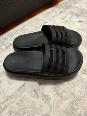 Adilette Platform Sandals